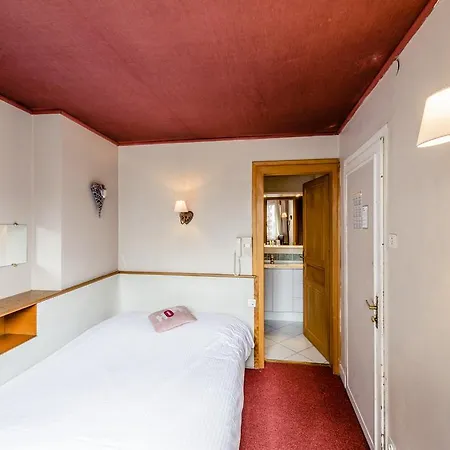 Le Hotel 2*